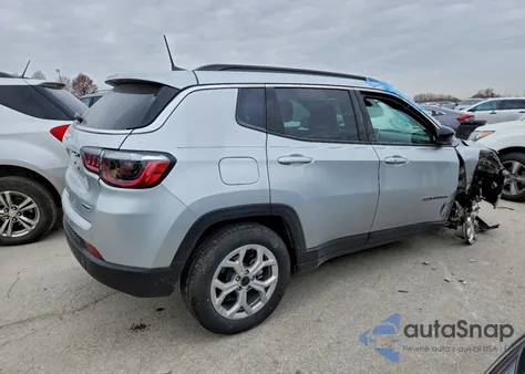 2025 Jeep Compass Latitude z USA, uszkodzony, nr VIN 3C4NJDBN5ST532014